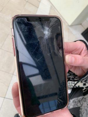 THEIR SCREEN PROTECTORS DO NOT WORK - THEY DO NOT OFFER REFUNDS - YOU WILL HAVE TO PAY FOR YOUR OWN REPAIRS