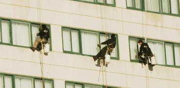 Hotels - High Rise Window Cleaning