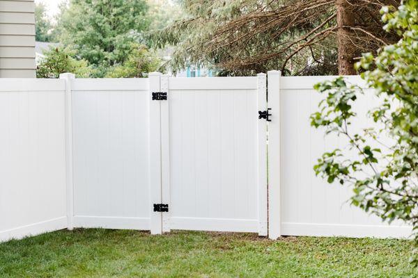 6' Tall Solid White Tongue & Groove PVC/Vinyl