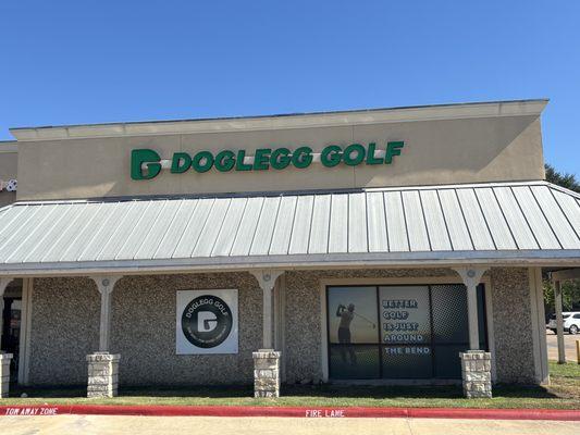 Doglegg Golf