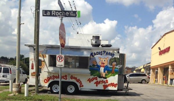 You can't miss the piggy sign