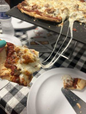 Alfanos Pizza Eatery