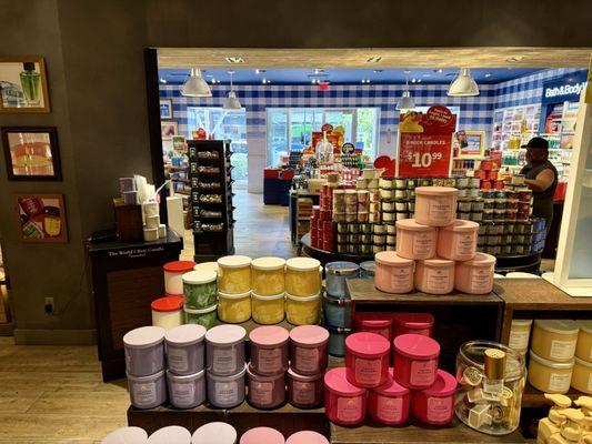 Bath & Body Works