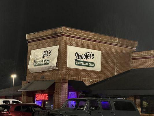 Shooter’s Sports Bar And Grill