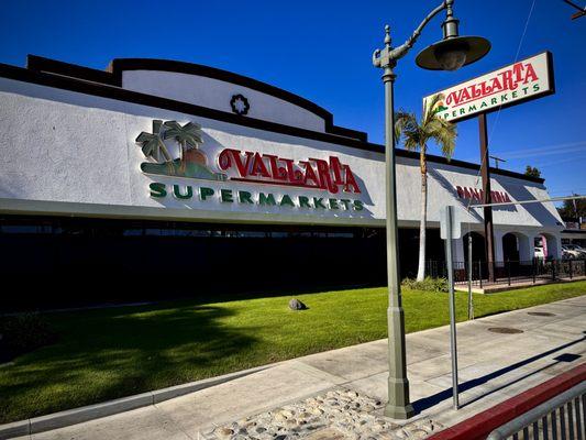 Vallarta Supermarkets