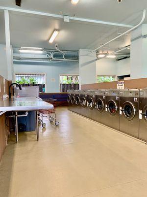 Wahiawa Laundromat