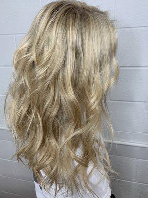 Pretty Blonde virtual beauty box! Blondes definitely need the right products! We've created the ultimate box to be Blonde blonder blondest!!