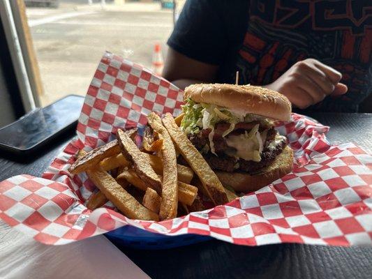 Chelseys Wings Burgers & Spirits