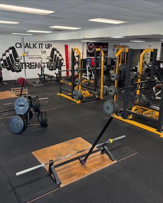 Deadlift platforms & squat racks