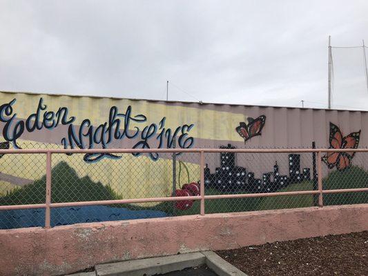 Raja Liquor & Grocery