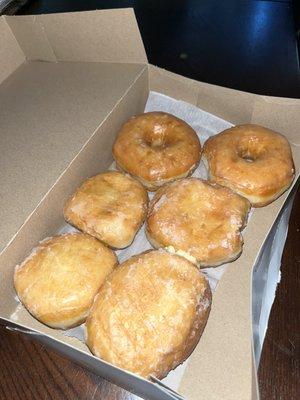 Mixed box of filled delicious Donuts. Can't go wrong with any Donut from Shipley's.