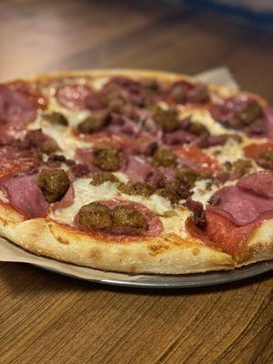 Mama's Famous Pizza & Heros