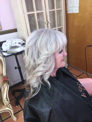 Extraordinary. Letty is fabulous! She is quick and capable with her tools, and the price is very reasonable. I love the pink retro decor.