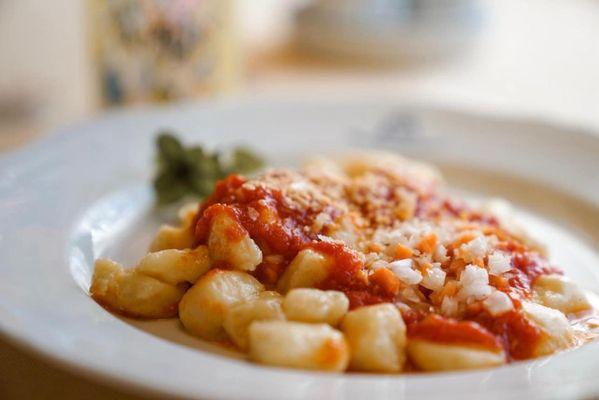 Gnocchi al pomodoro basilico