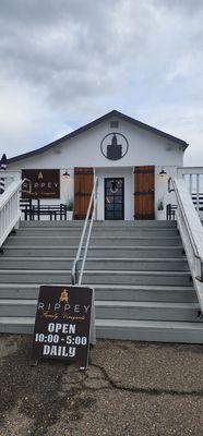 Rippey at Lodi Vintners