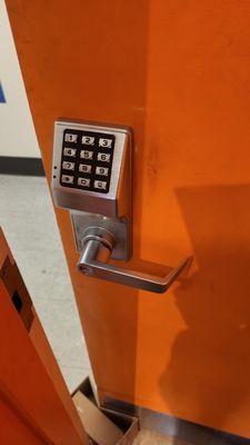 Mandy's Locksmith Service