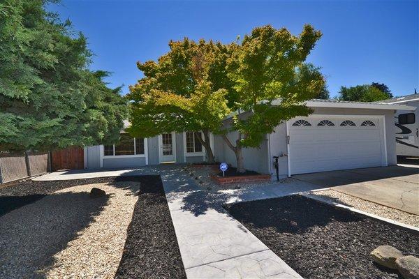 Meredith Way, Antioch