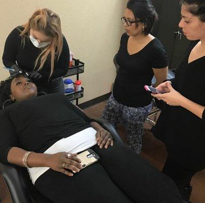 Microblading brow training hands-on