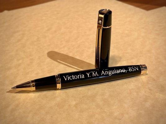 Unforgettable is a proud dealer of historic pen brands such as Sheaffer, Parker, Waterman and Conklin, distinguished with personal engraving