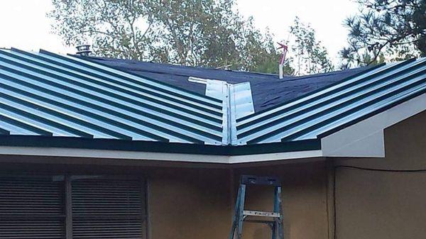 Colonial Roofing And Construction