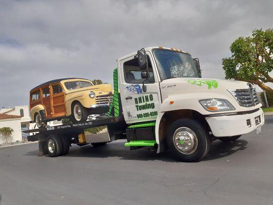 Rhino Towing