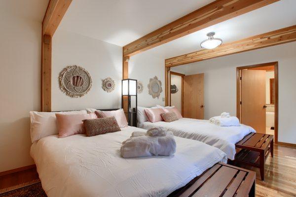 Marias Yosemite Oakhurst Cleaning And Management