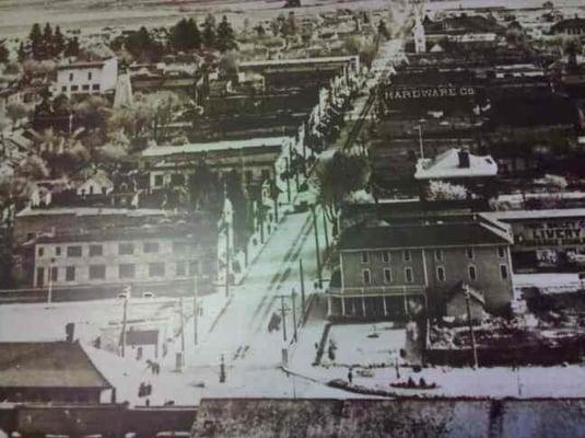Located in the historic Lane Building at 5th and Willamette in Eugene, OR.
