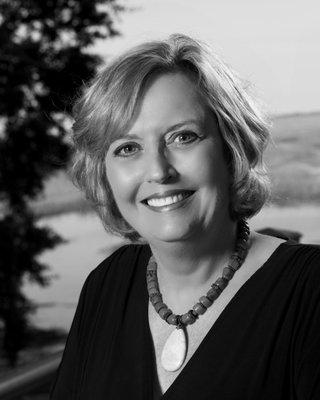 Lynes Realty & Development