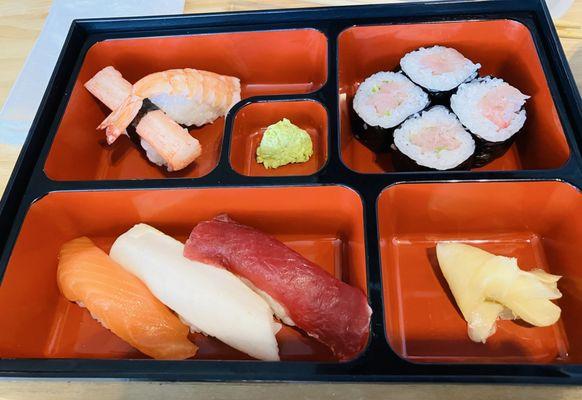 Sushi bento box