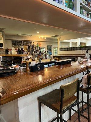 Good Earth Market & Restaurant