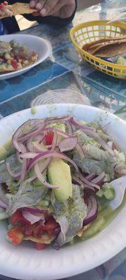 Tostada de aguachiles