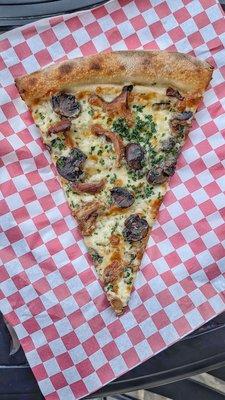 D'amore's Famous Pizza