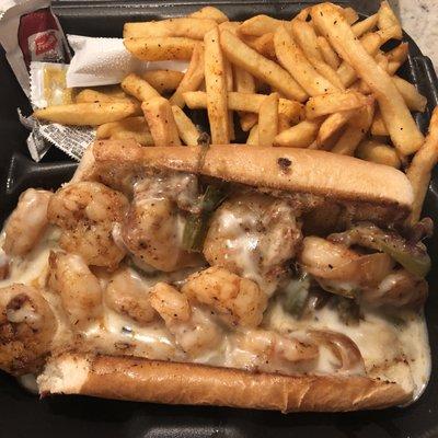 Grilled shrimp poboy