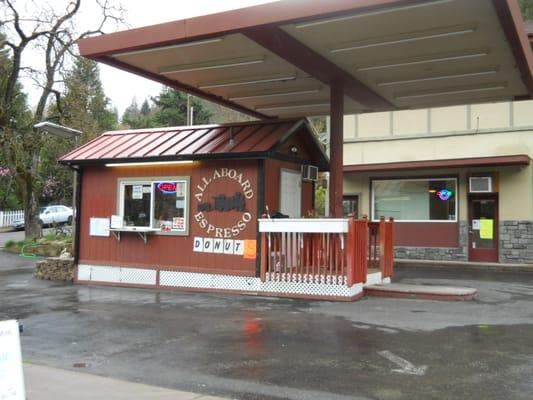 Take the 2nd Dunsmuir Exit and take Dunsmuir Avenue south