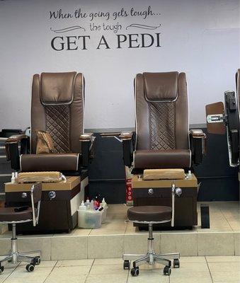 Pedi was soooo worth it, affordable too:)