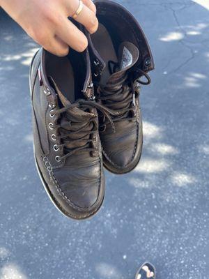 Downer Square Shoe & Luggage