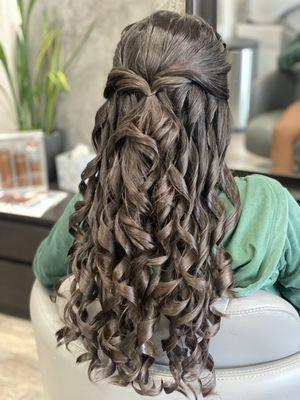 CrisRoy's Beauty Salon