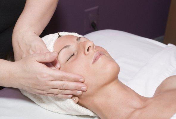 Belavi Facelift Massage