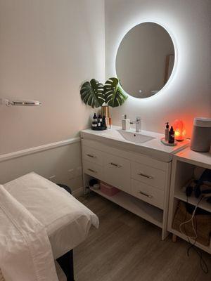 Acupuncture Facial by Jennifer