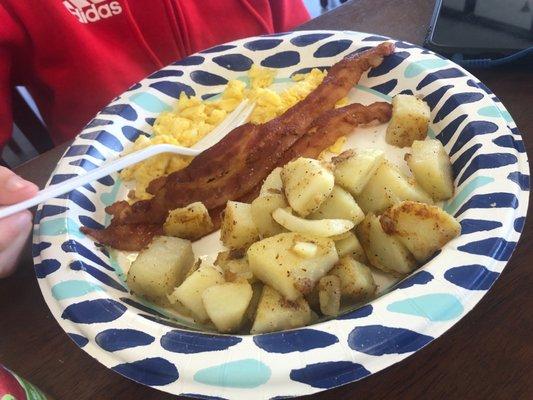 Lafayette Deli and Caterer