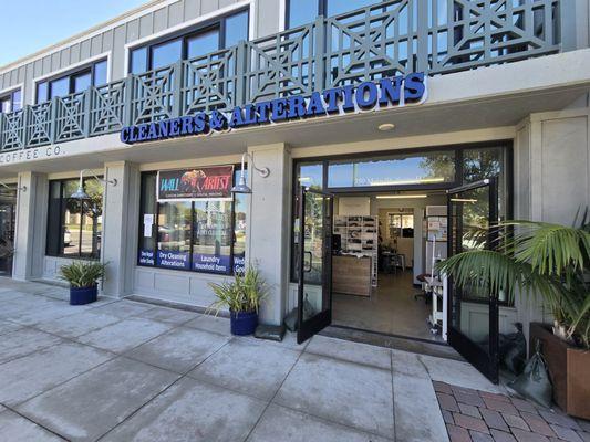 Main Street Alterations & Dry Cleaners
