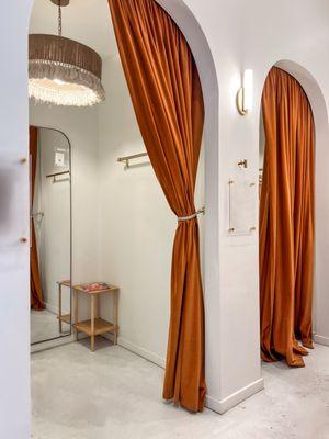 Dressing Room Luxe Spacious, feminine & designed for the perfect try-on experience. We're here to style you! #TryBeforeYouBuy