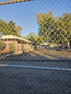 Canterbury Ave Elementary School