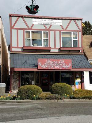 Thor's Hammer and Needle