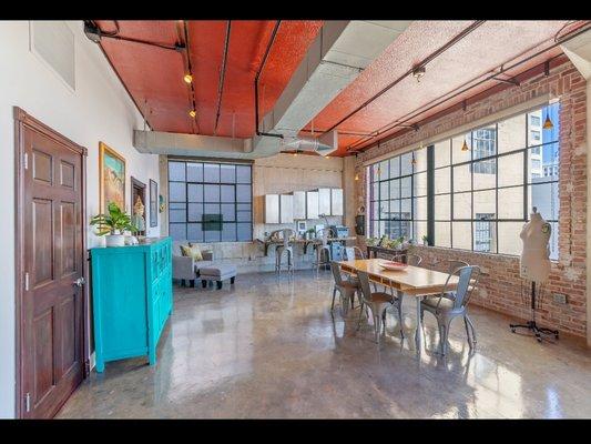 Laura Silver - Real Estate