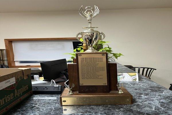 Signature Signs Awards & Gifts