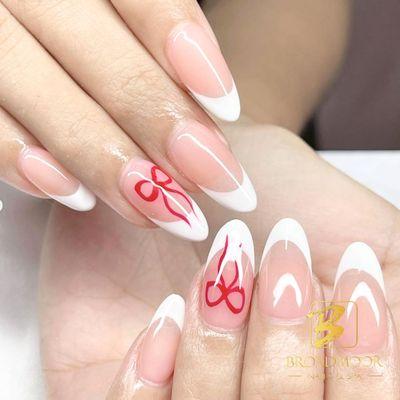 Broadmoor Nails & Spa