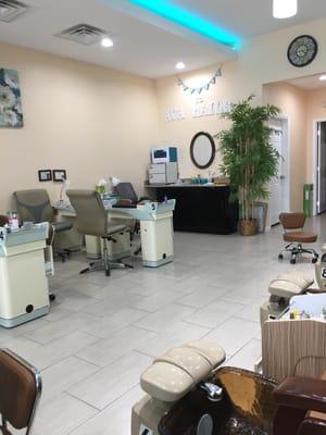 Ava Nails & Spa