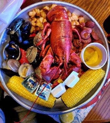 June 2022: 1 & 1/4 Lobster w/ shrimp, muscles, double clams, double sausage, double corn, & double red potato @ $58.93 (very good)