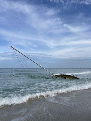 Shipwreck nearby pretty cool